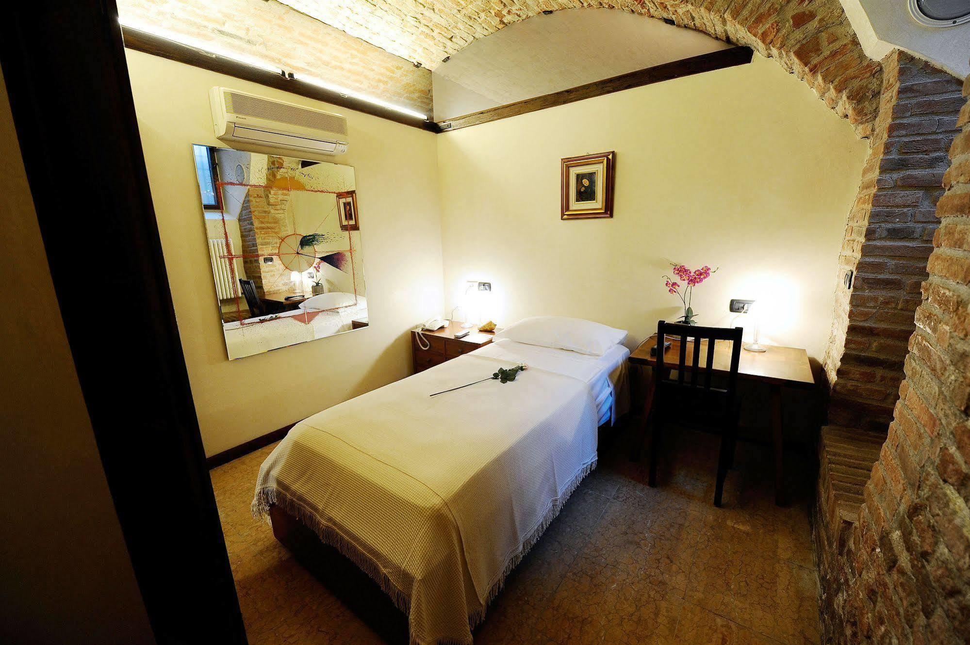 Hotel Casa Museo Palazzo Valenti Gonzaga Mantua Zewnętrze zdjęcie